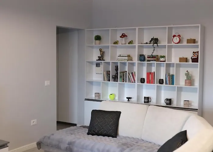 דירה Gallery - Center View